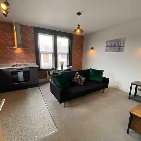 1 Bed Flat With Parking Near Town Centre Apartment Emsworth Exterior foto