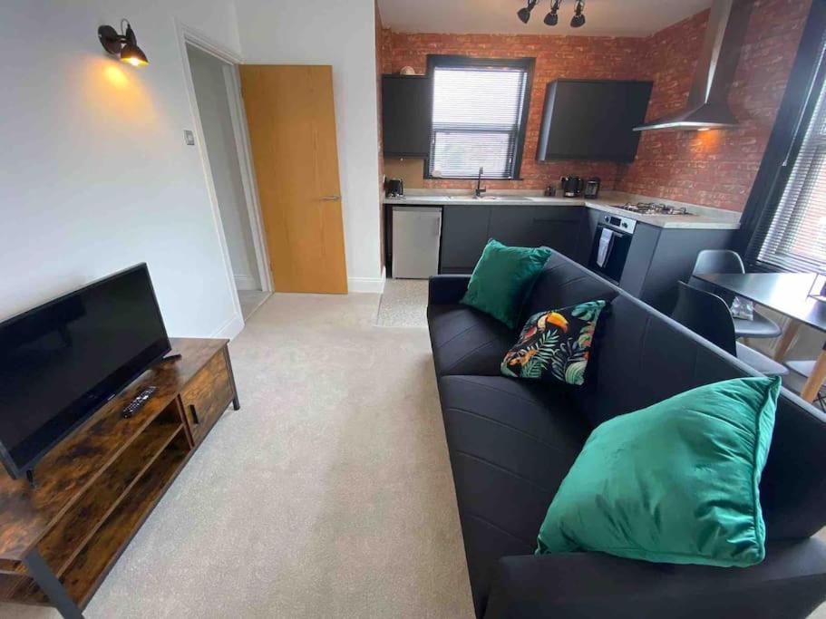 1 Bed Flat With Parking Near Town Centre Apartment Emsworth Exterior foto