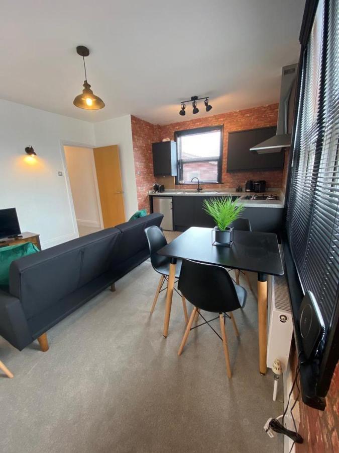 1 Bed Flat With Parking Near Town Centre Apartment Emsworth Exterior foto